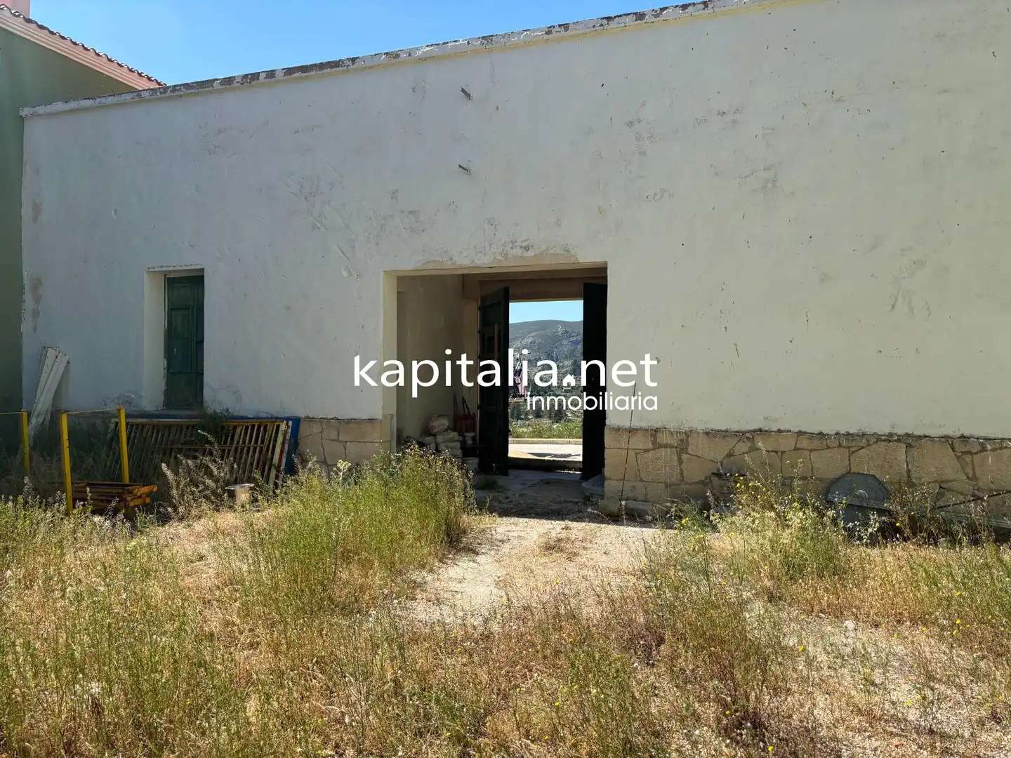 Finca rústica en venda en Quatretondeta amb Jardí privat