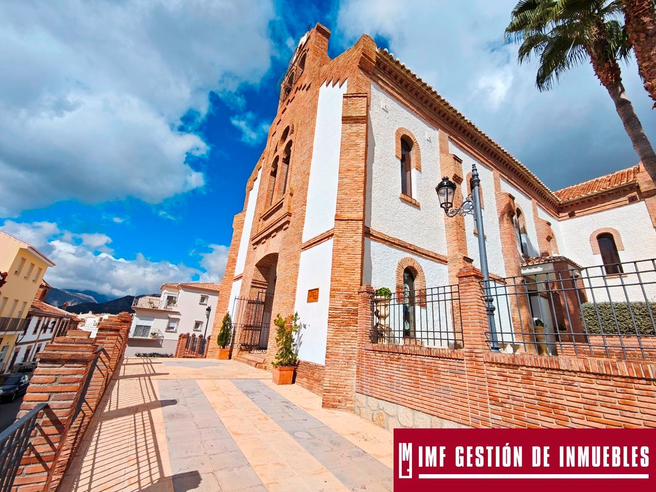 Exterior view of Flat for sale in Periana  with Furnished