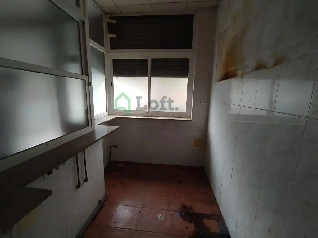 Cuina de Local en venda en Badajoz amb Aire condicionat