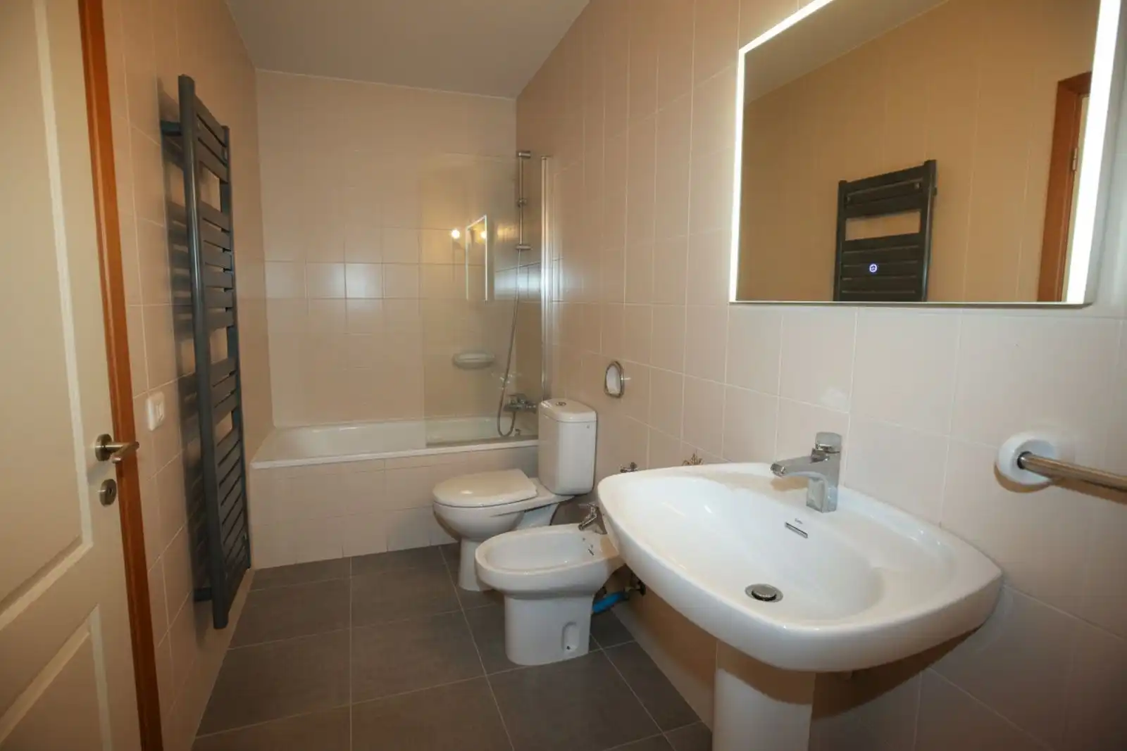 Ático con ascensor en venta en Angel Guimera, imagen 4