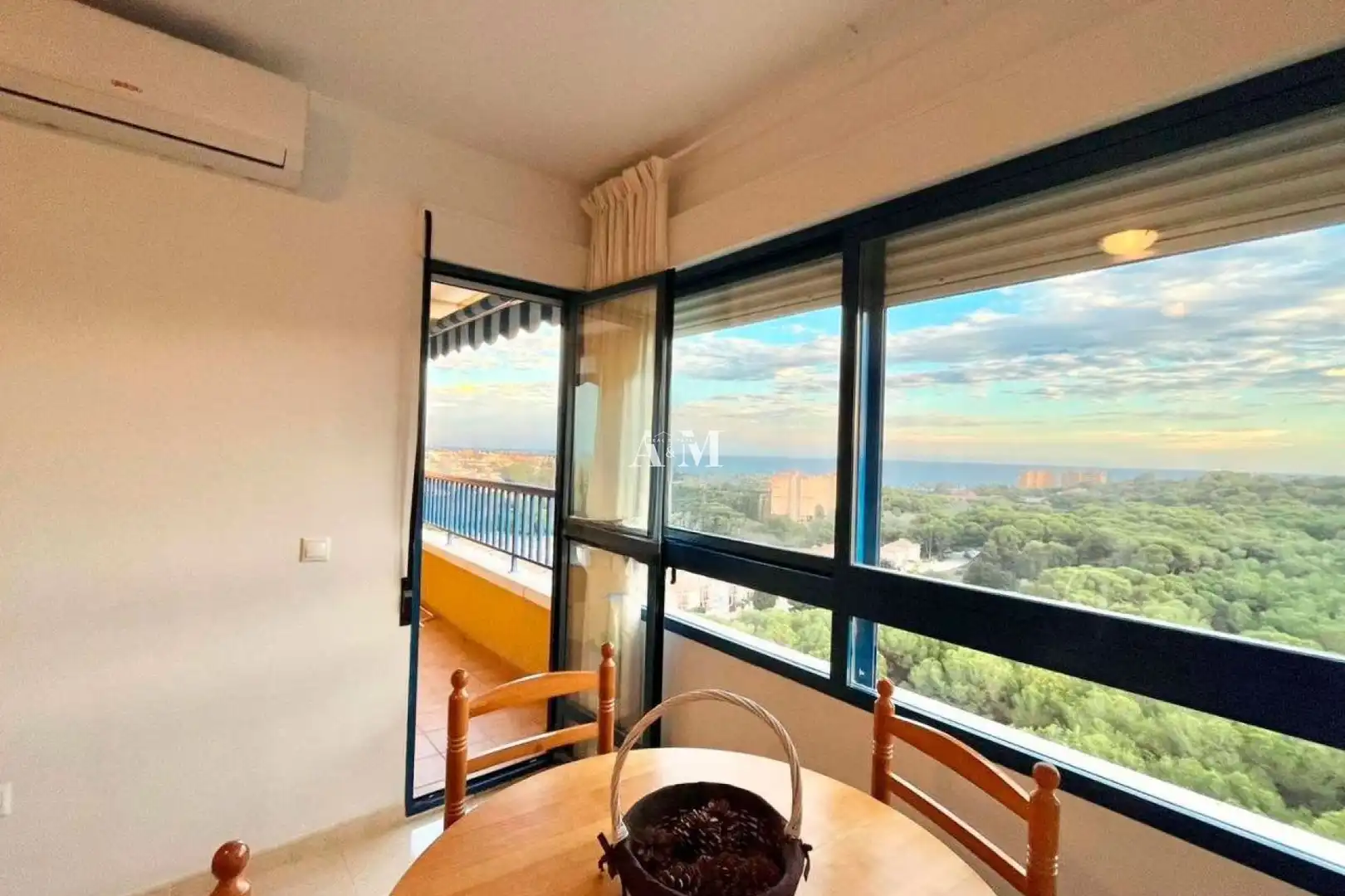 Apartamento con terraza en alquiler en Orihuela Costa, imagen 5