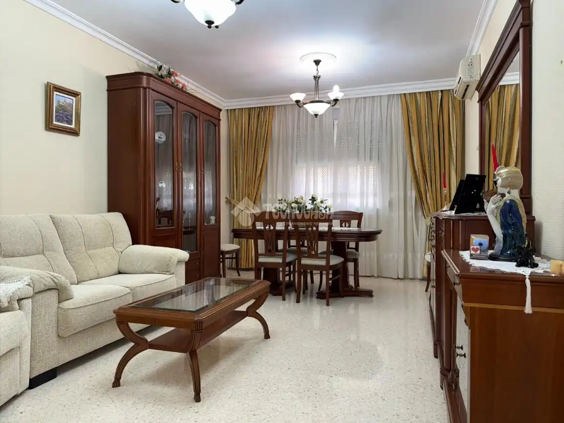 Wohnzimmer von Wohnung zum Verkauf in Sevilla