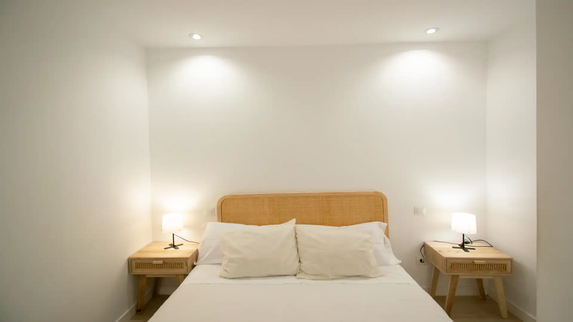 Bedroom of Flat for rent in Madrid  with Heating, Furnished and Oven