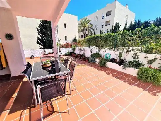 Apartment with pool for sale in La Duquesa, imagen 22