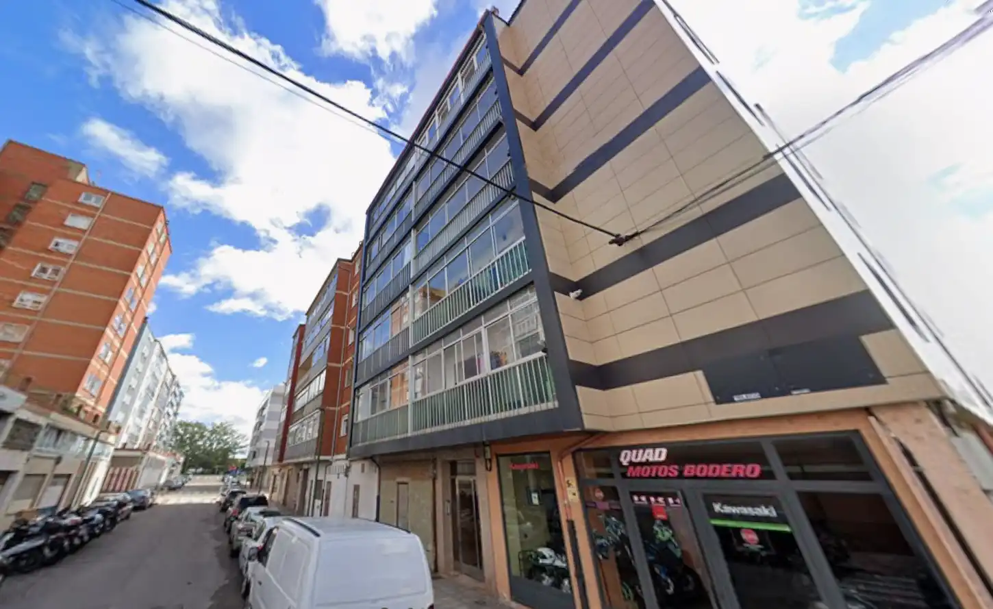 Vista exterior de Piso en venta en Burgos
