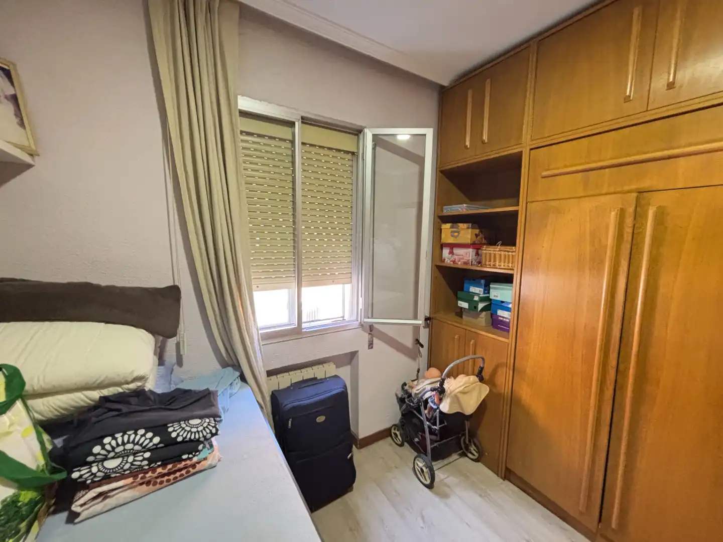 Habitación de Piso en venta en Madrid con Calefacción y Amueblado