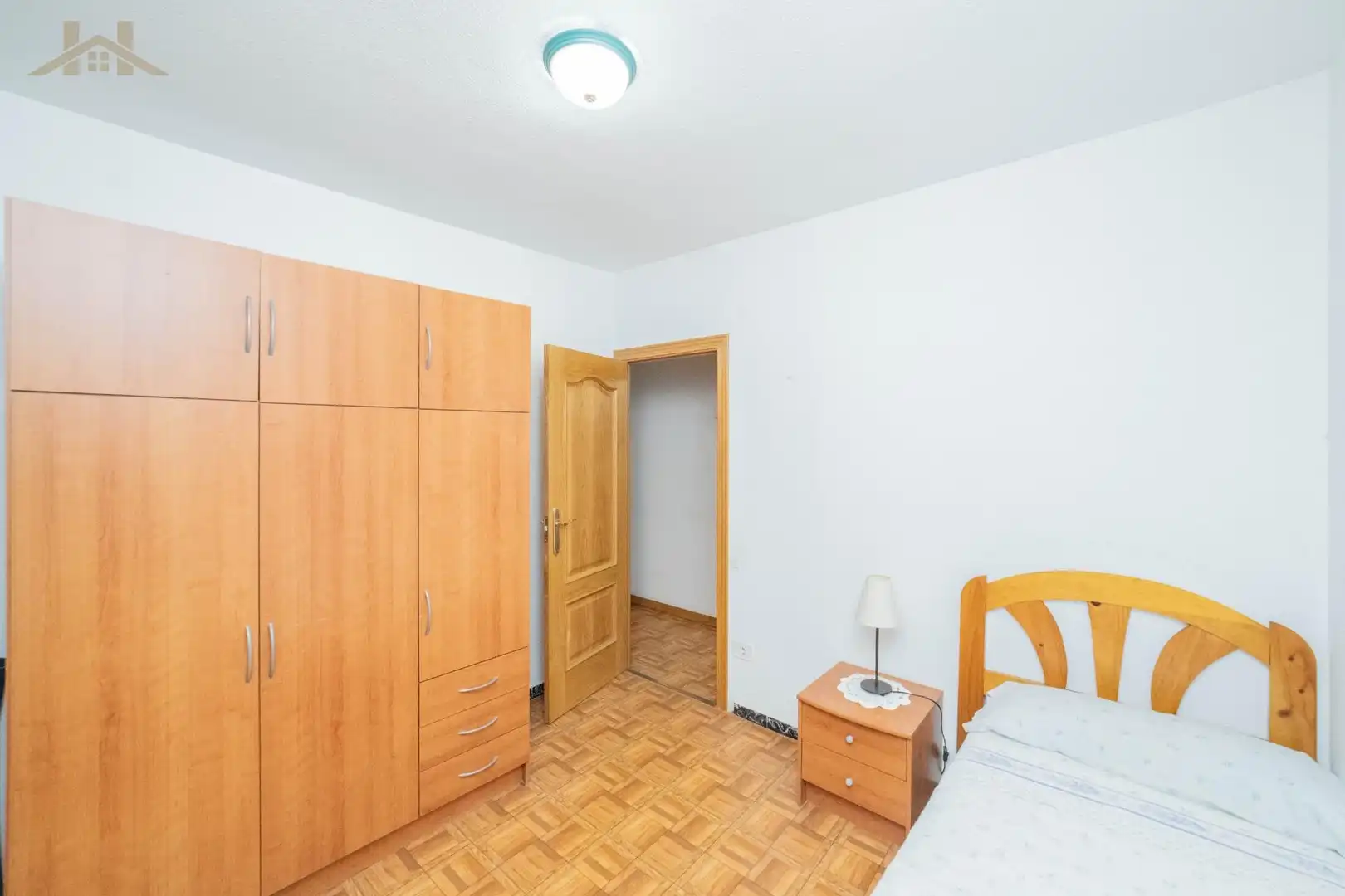 Dormitori de Pis en venda en Alcorcón amb Calefacció, Terrassa i Forn