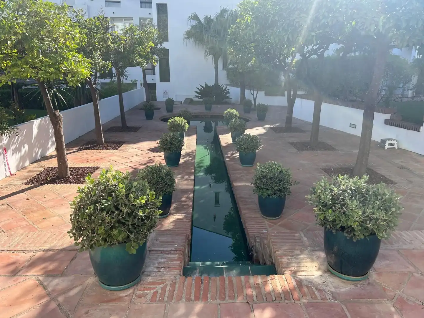 Garten von Maisonette zum Verkauf in Estepona mit Klimaanlage, Terrasse und Abstellraum