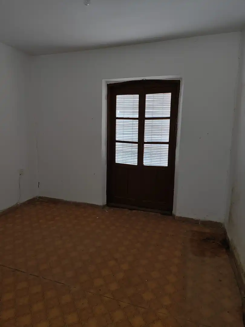 Casa con jardín en venta en Corral de Almaguer, imagen 3