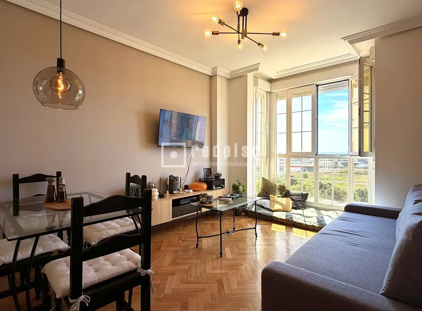 Sala de estar de Piso en venta en  Madrid Capital con Aire acondicionado, Calefacción y Jardín privado