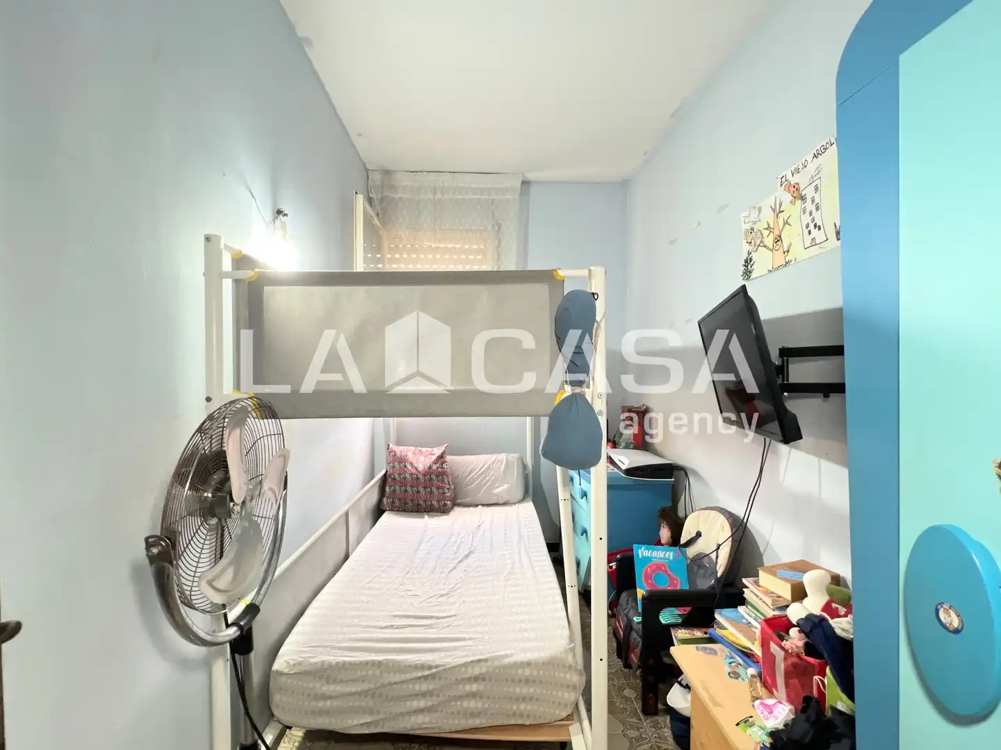 Flat for sale in Badalona  with Balcony