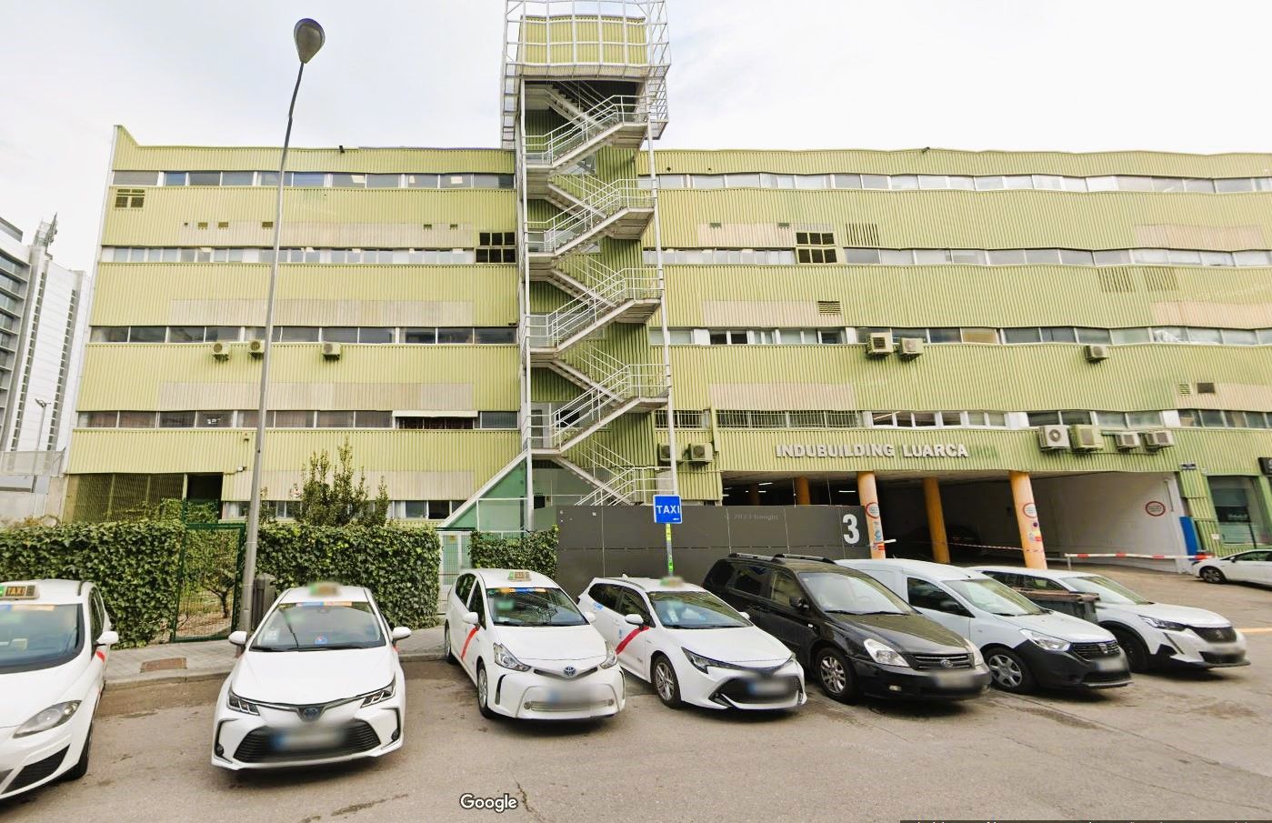 Exterior view of Industrial buildings to rent in  Madrid Capital