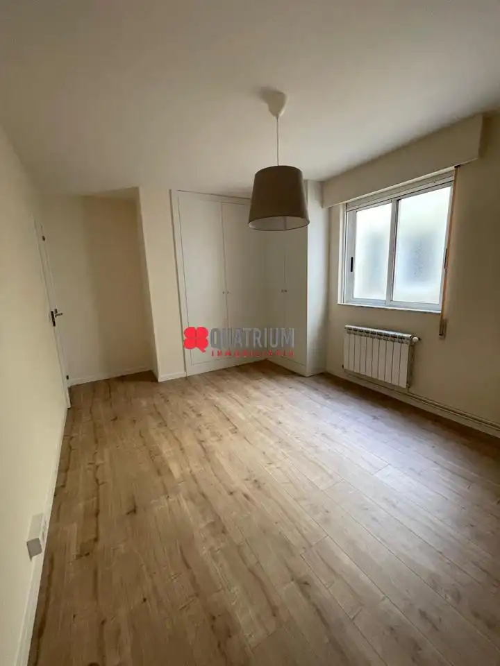 Flat for rent in Avenida de Salamanca, Campus Norte - San Caetano