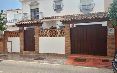 Exterior view of House or chalet for sale in Fuengirola  with Air Conditioner, Heating and Private garden