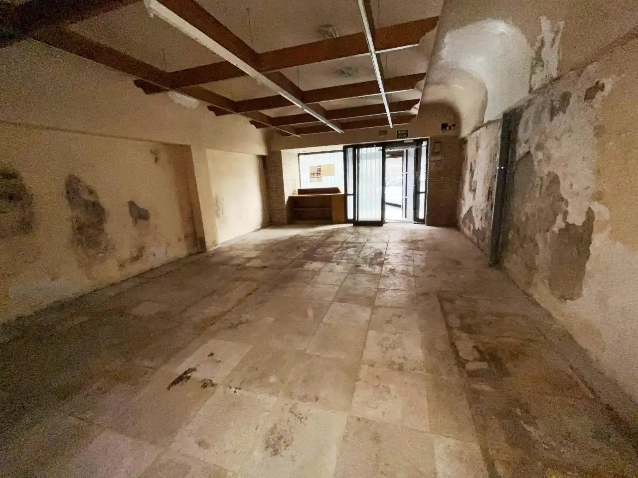 Gewerbefläche zum Verkauf in Los Isunza Kalea 3, imagen 2