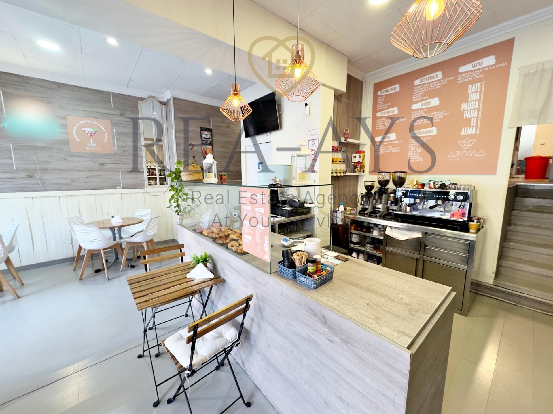 Local en venda en Cornellà de Llobregat amb Aire condicionat