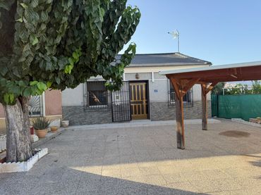 Casa rustica con piscina in vendita a Carril de Lucas
