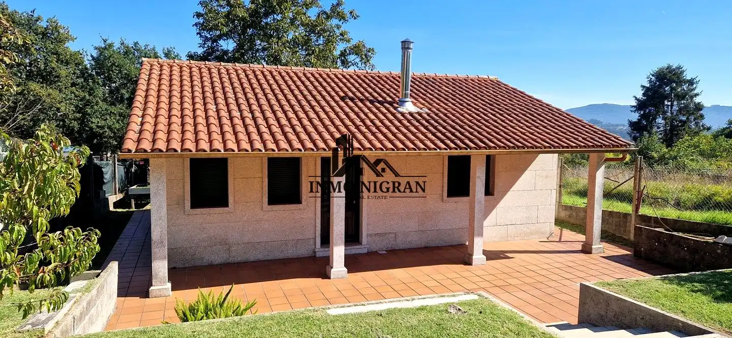 Casa amb jardí de lloguer a Avenida Val Miñor