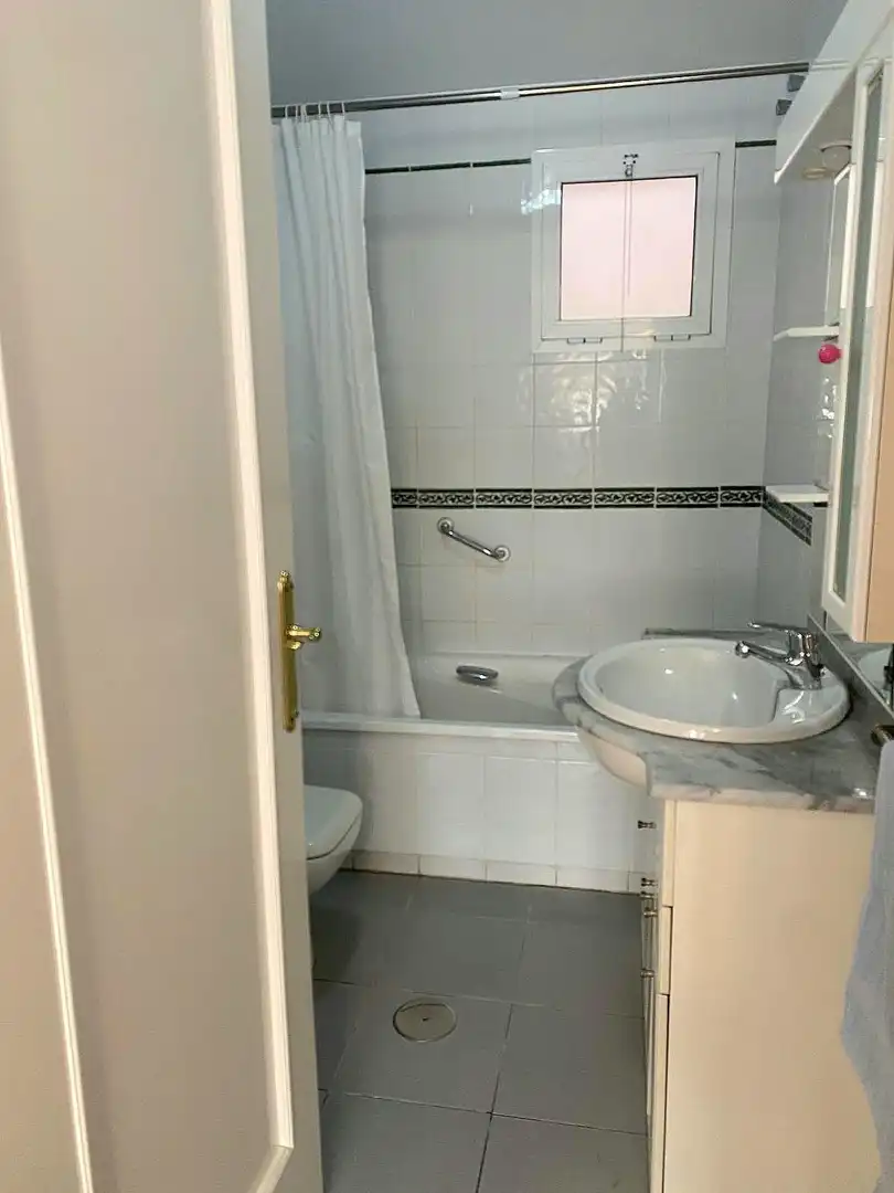 Bathroom of Flat for sale in Torremolinos  with Terrace