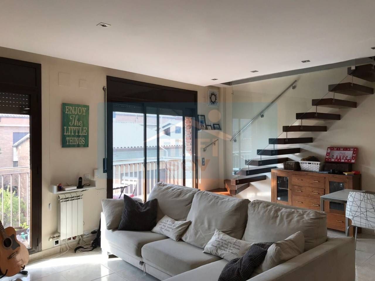 Sala d'estar de Dúplex en venda en Sant Quirze del Vallès amb Aire condicionat, Calefacció i Traster
