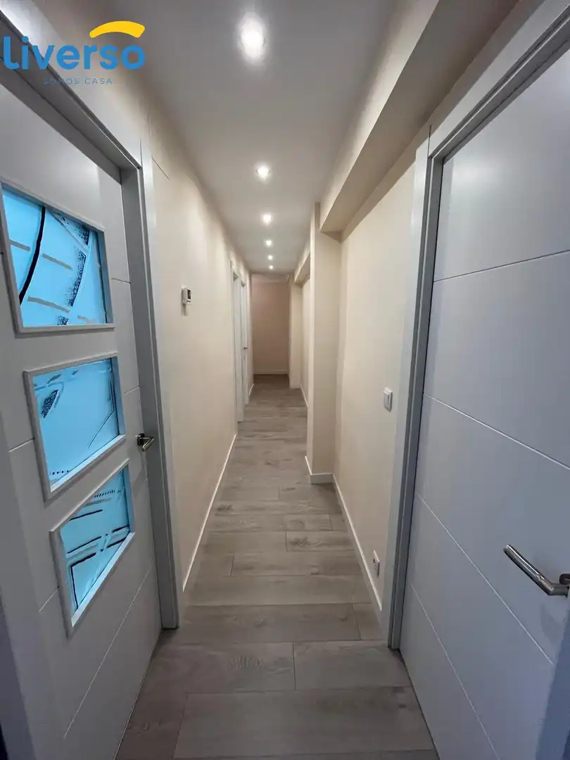 Room in Calle LAS CALZADAS, Villa Pilar