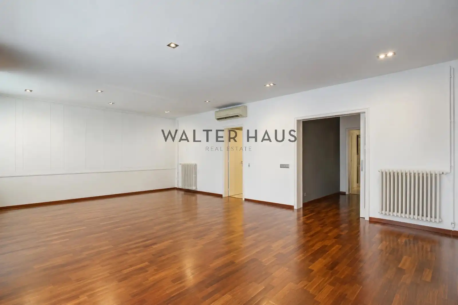 Piso en venta en Barcelona con Aire acondicionado y Balcón