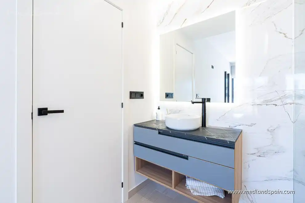 Apartamento con piscina en venta en El Raso, imagen 8