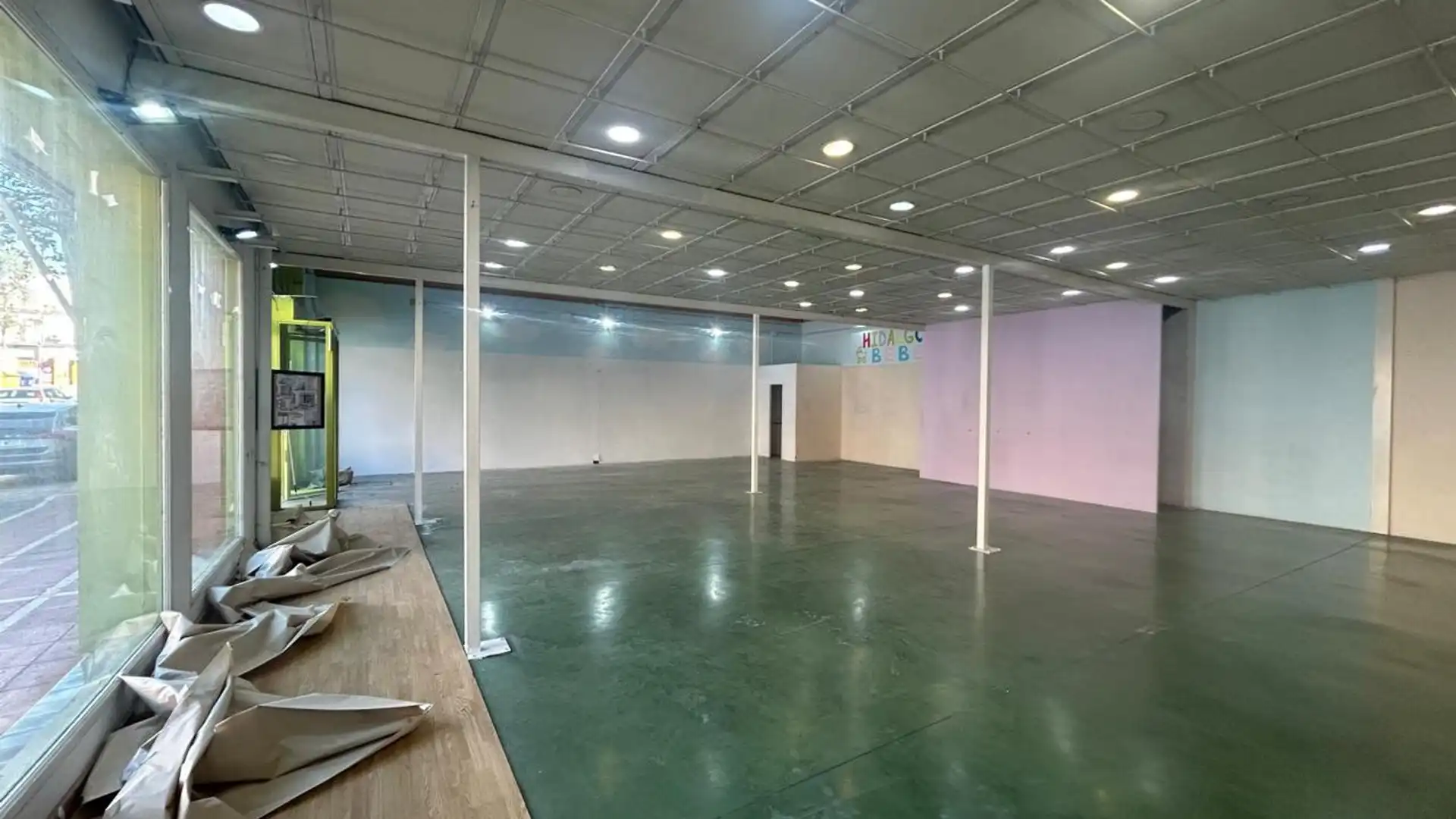 Premises for rent in Dos Hermanas