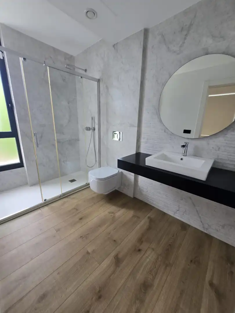Baño de Casa o chalet de alquiler en Finestrat con Aire acondicionado, Calefacción y Jardín privado