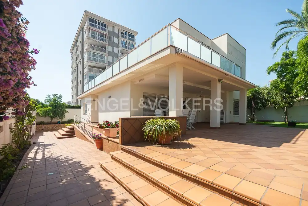 Terrassa de Casa o xalet en venda en Benicasim / Benicàssim amb Calefacció, Jardí privat i Terrassa