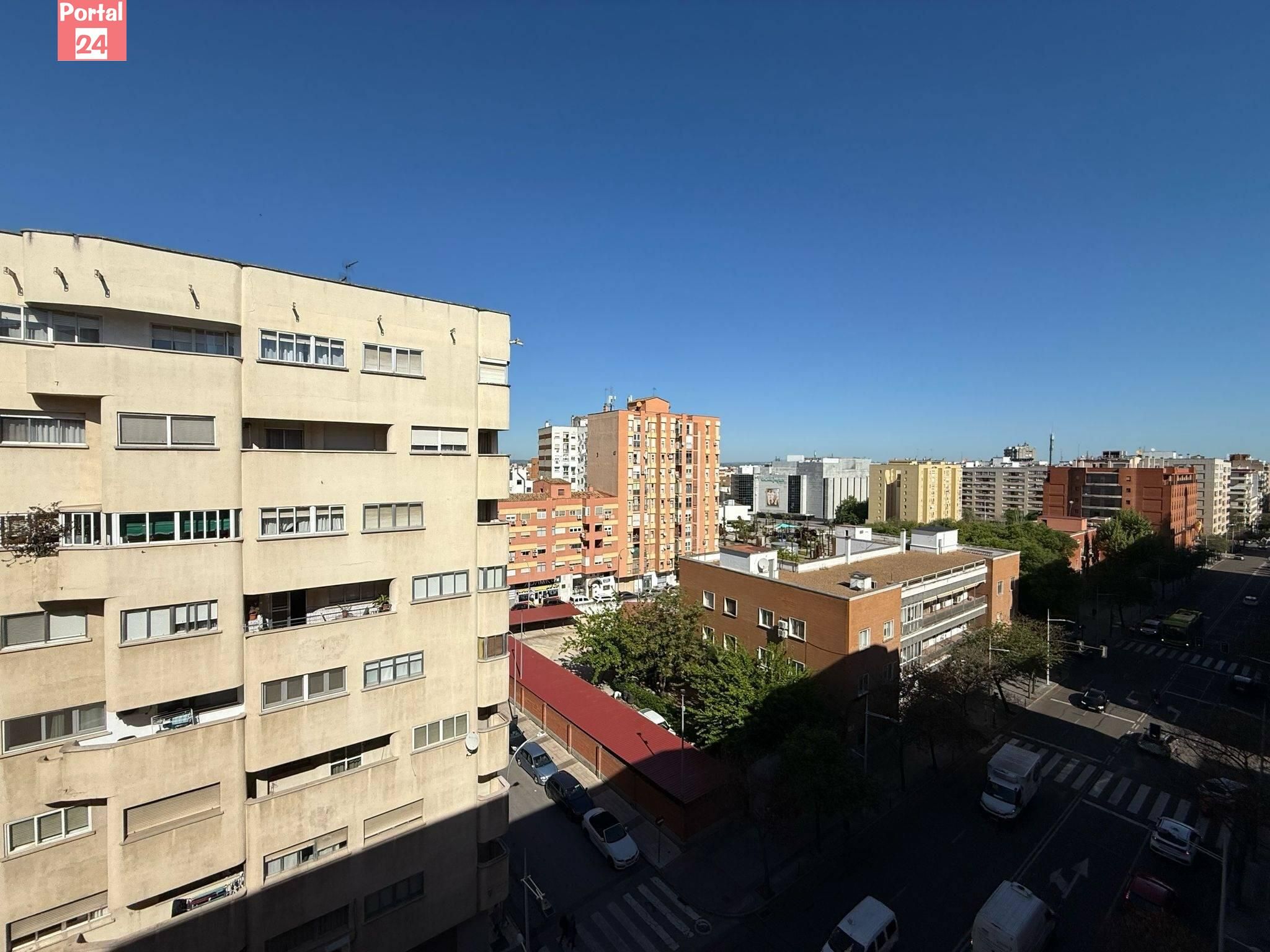 Exterior view of Flat for sale in Badajoz Capital  with Heating, Parquet flooring and Terrace