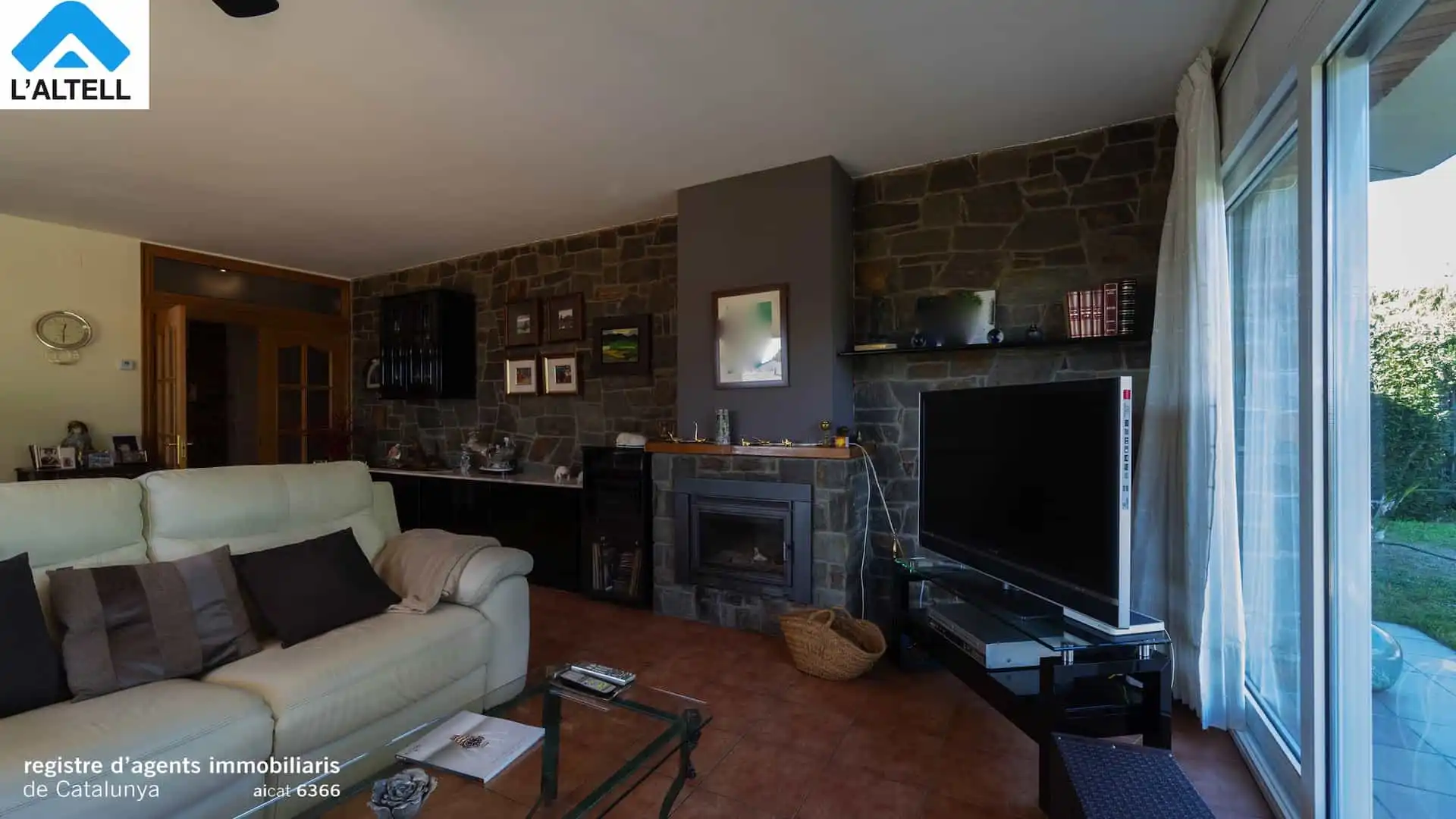 Wohnzimmer von Haus oder Chalet zum Verkauf in L'Ametlla del Vallès mit Klimaanlage, Heizung und Privatgarten