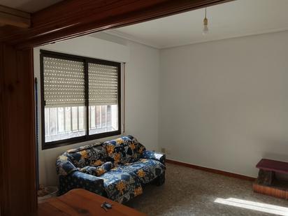 Living room of Apartment for sale in Madrigal de la Vera  with Storage room