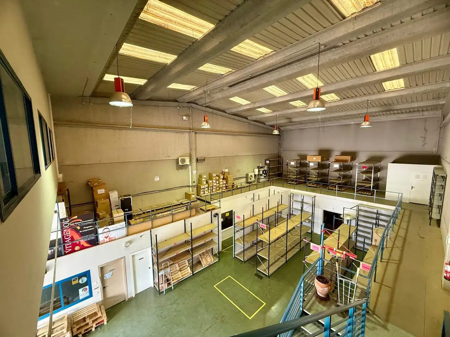 Nave industrial de alquiler en Valle de Elorz / Elortzibar con Calefacción y Alarma