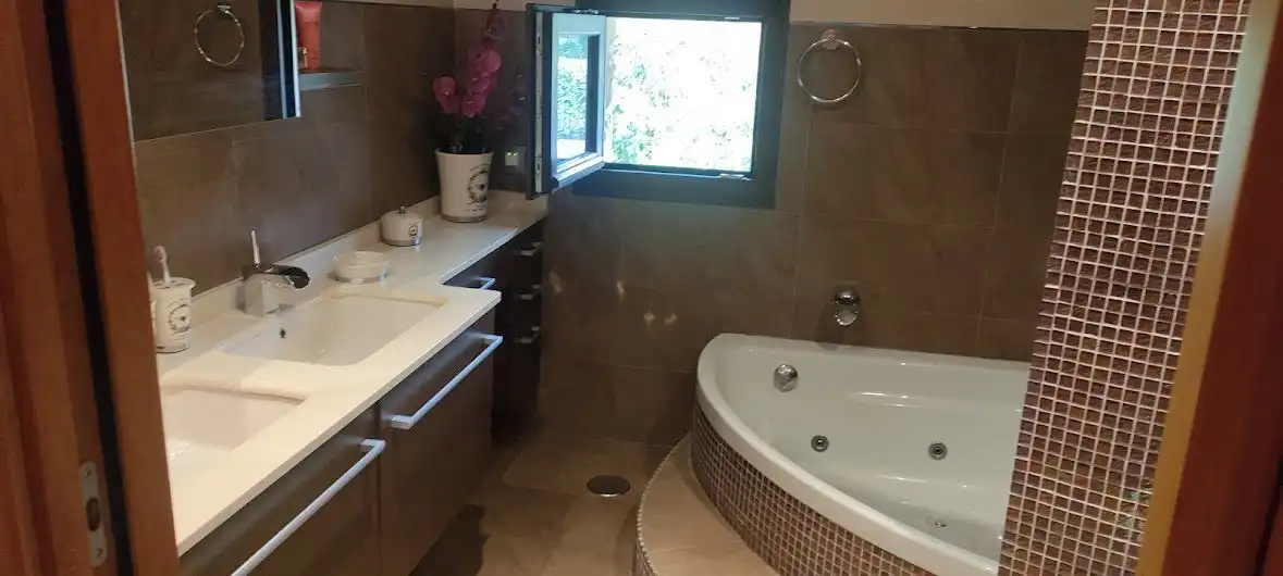 Baño de Casa o chalet en venta en Gijón  con Calefacción, Terraza y Trastero