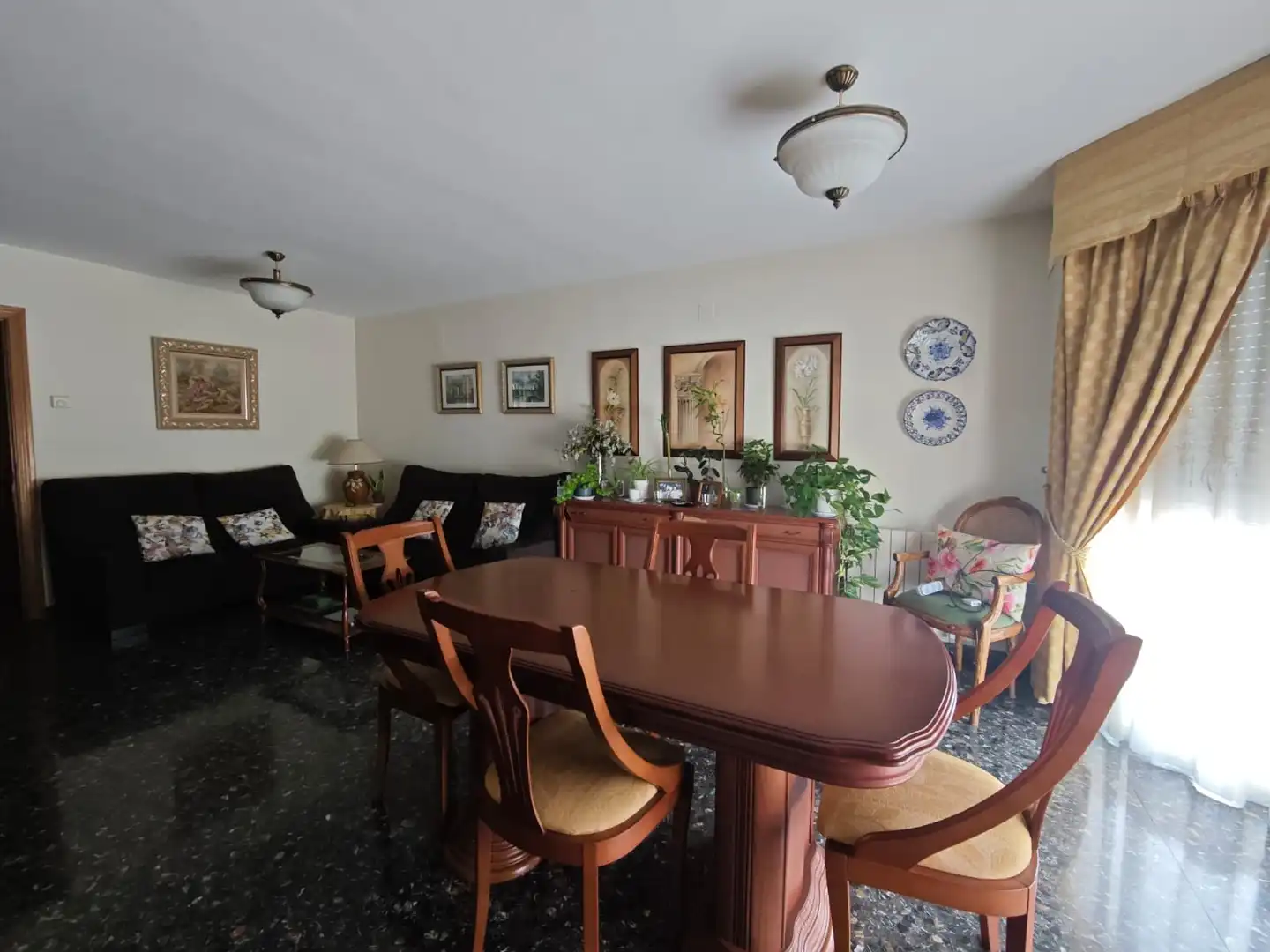 Dining room of Flat for sale in Valencia  with Air Conditioner, Furnished and Oven