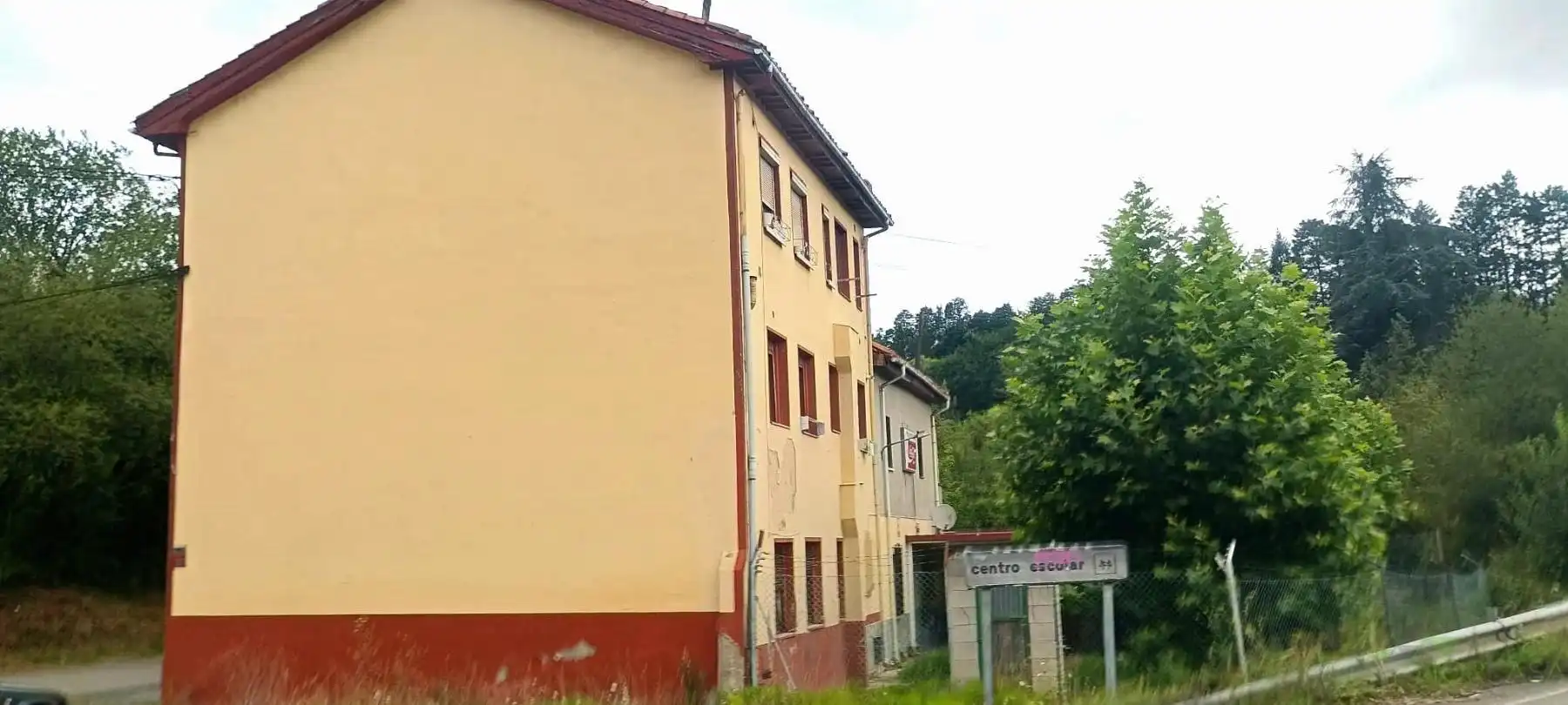Vista exterior de Apartament en venda en Oviedo  amb Calefacció i Moblat