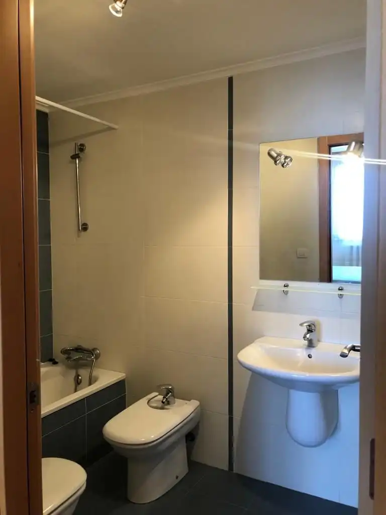 Bathroom of Apartments for rent in  Logroño  with Air Conditioner, Heating and Terrace
