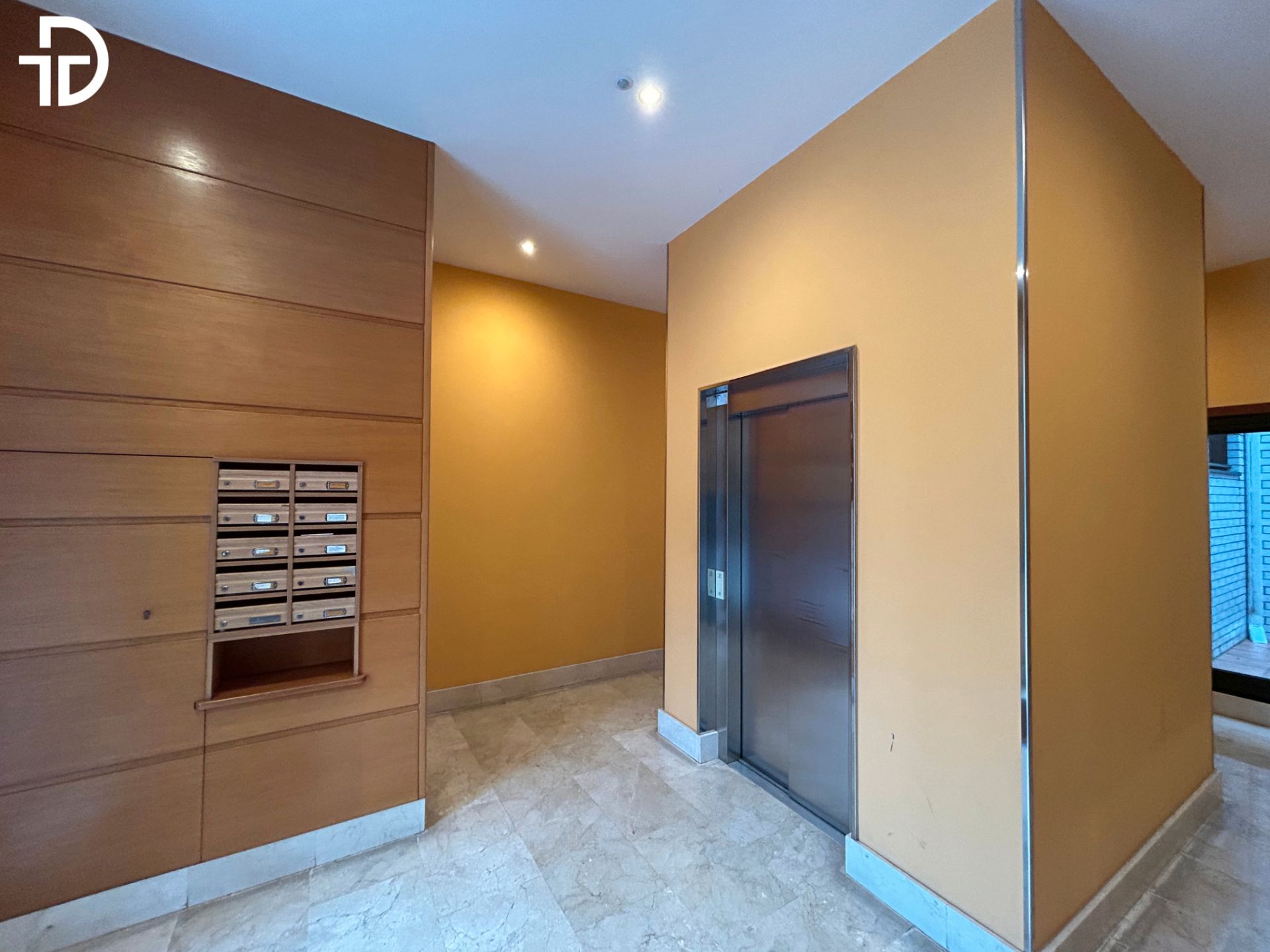 Pis en venda en Pontevedra Capital  amb Calefacció i Moblat