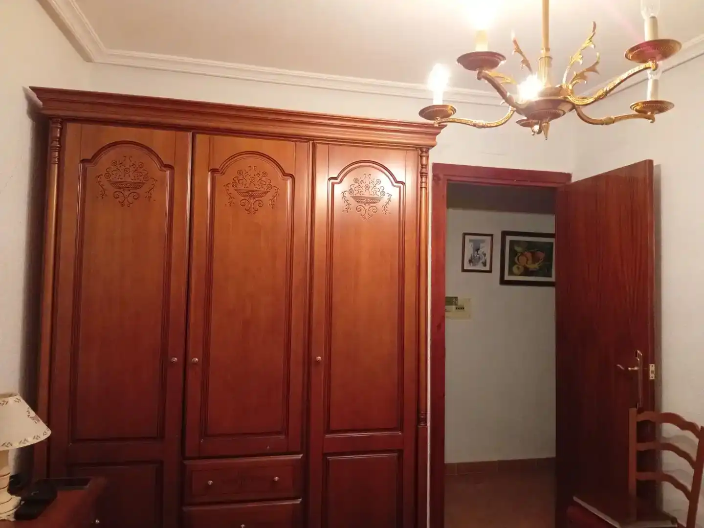 Dormitori de Pis en venda en Aldeadávila de la Ribera amb Moblat i Balcó