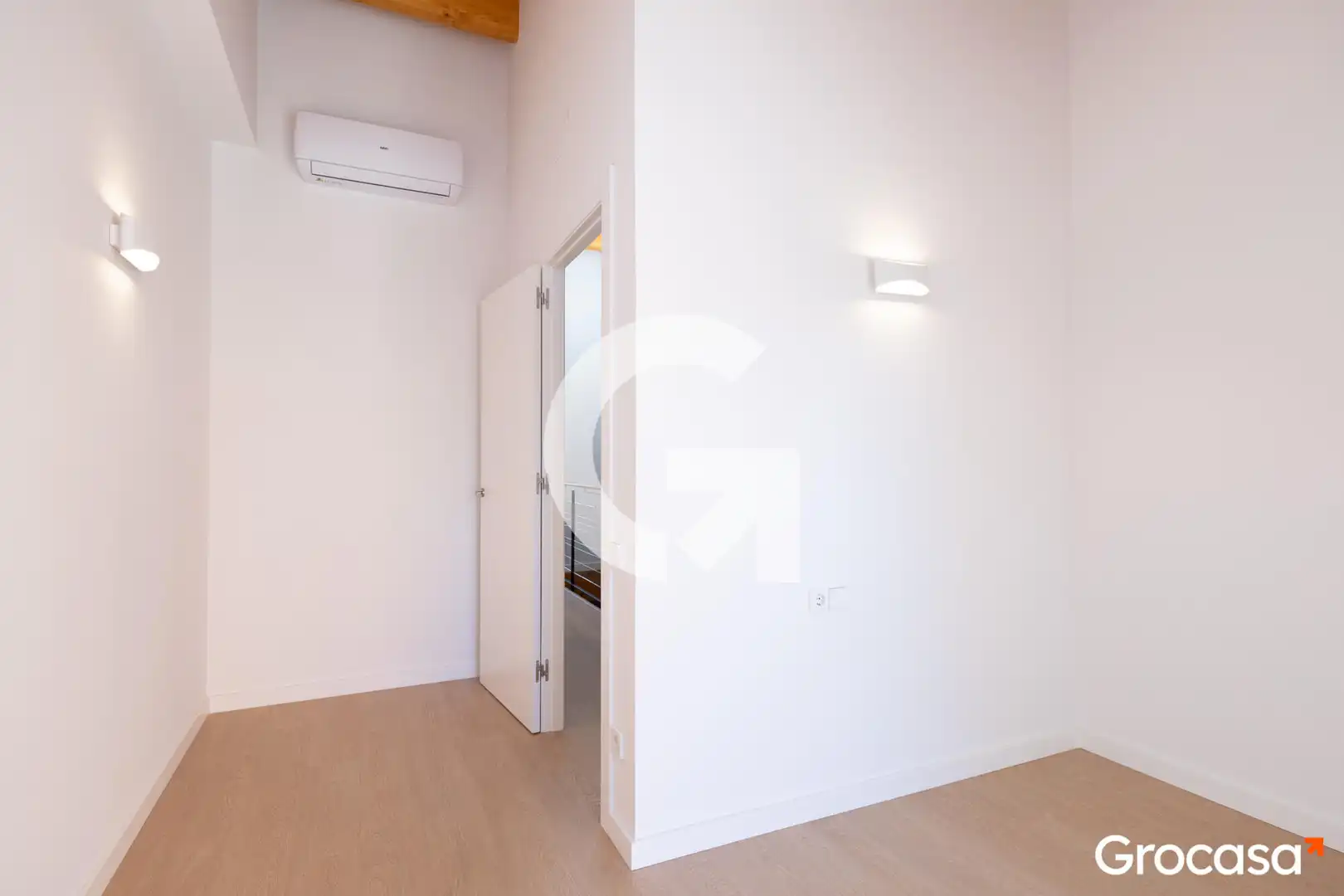 Dormitori de Casa adosada en venda en Rubí amb Aire condicionat, Calefacció i Terrassa