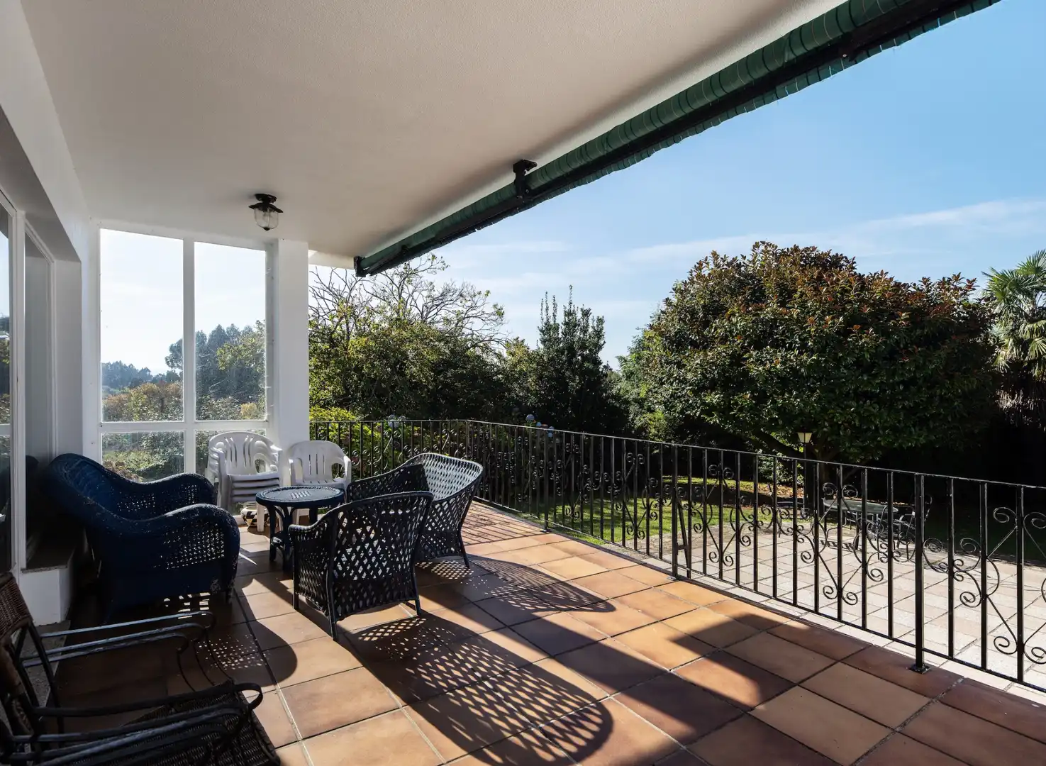 Terraza de Casa o chalet en venta en Oleiros con Jardín privado