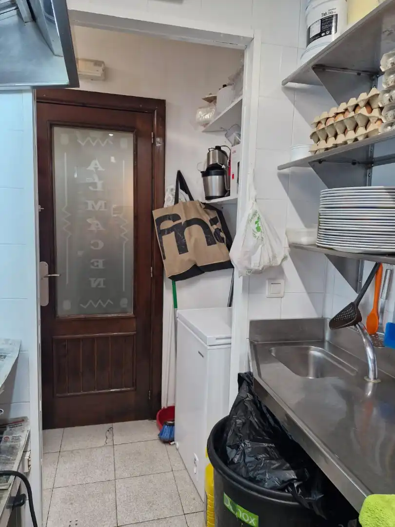 Cocina de Local en venta en Bilbao  con Aire acondicionado, Amueblado y Alarma