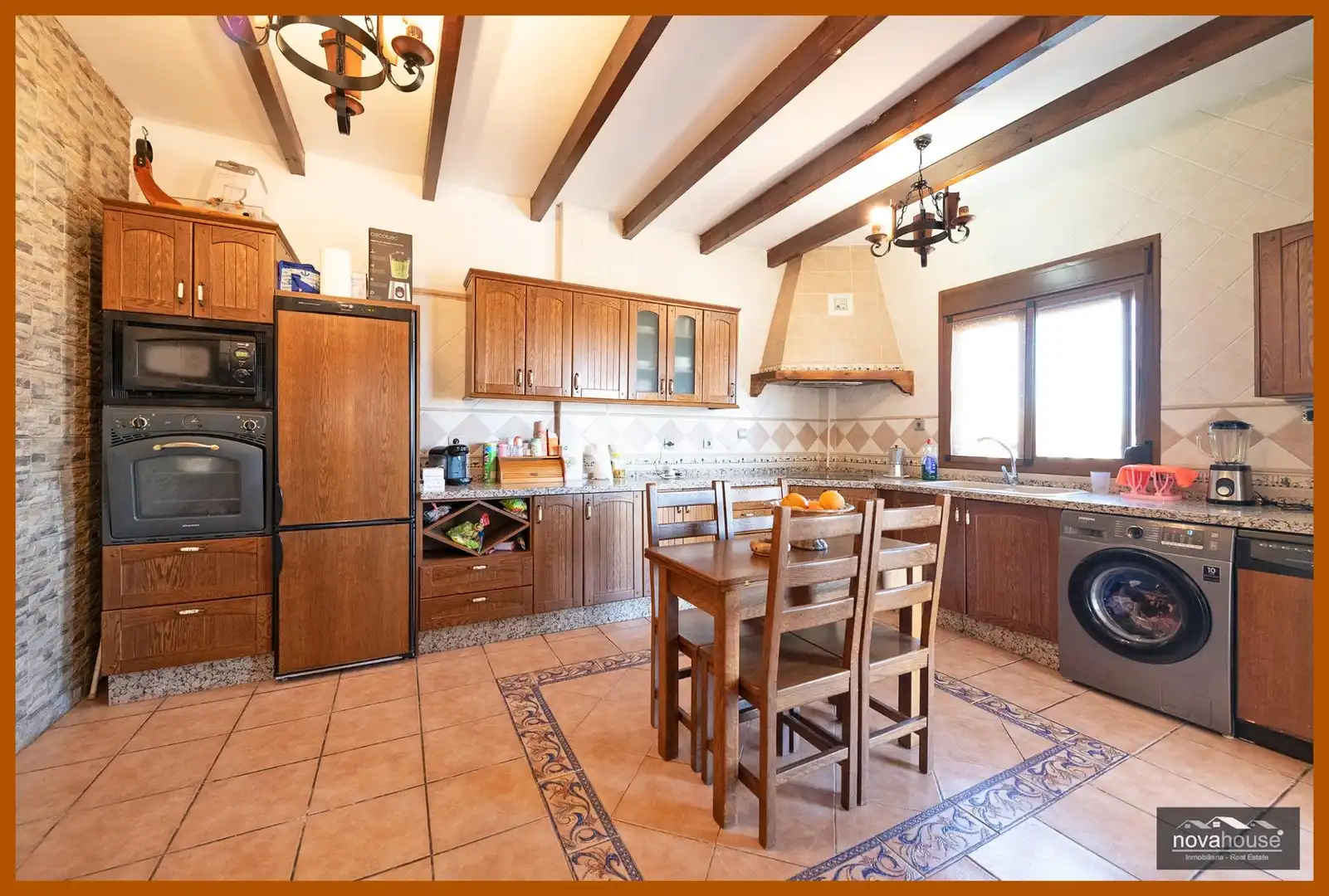 Cocina de Casa o chalet en venta en Rincón de la Victoria con Aire acondicionado, Calefacción y Jardín privado