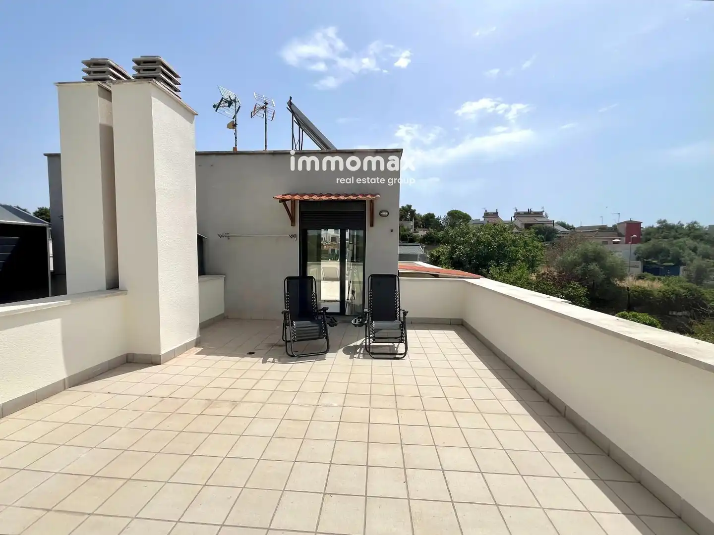Terrassa de Casa o xalet en venda en Vilanova i la Geltrú amb Aire condicionat, Calefacció i Jardí privat
