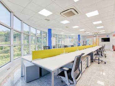 Office space with lift to rent in Portuetxe Kalea 51