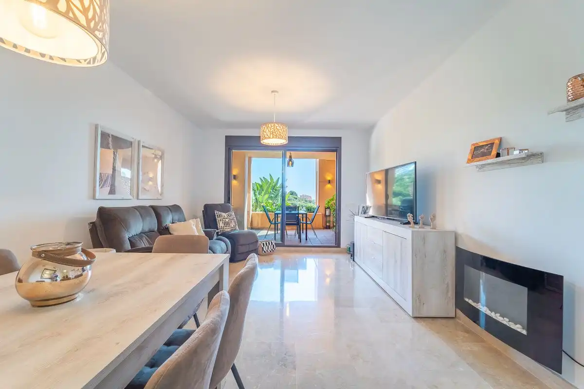 Vivienda con terraza en venta en Duquesa Village, imagen 9