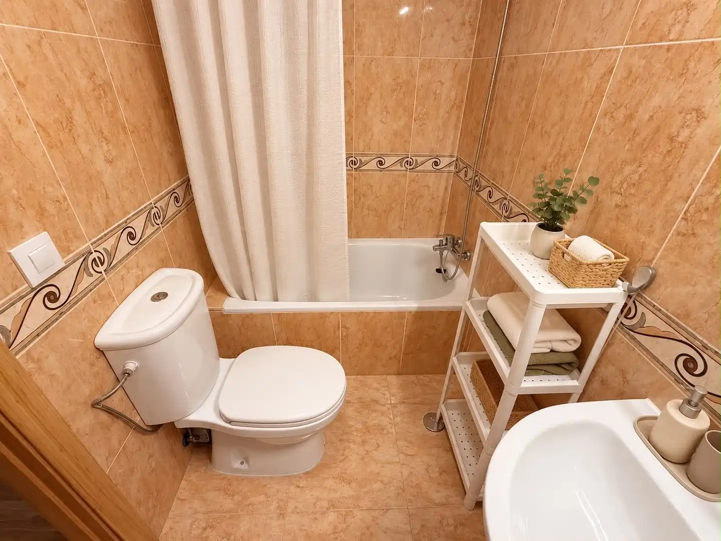 Flat with lift for sale in Calle Cristóbal colon, imagen 19