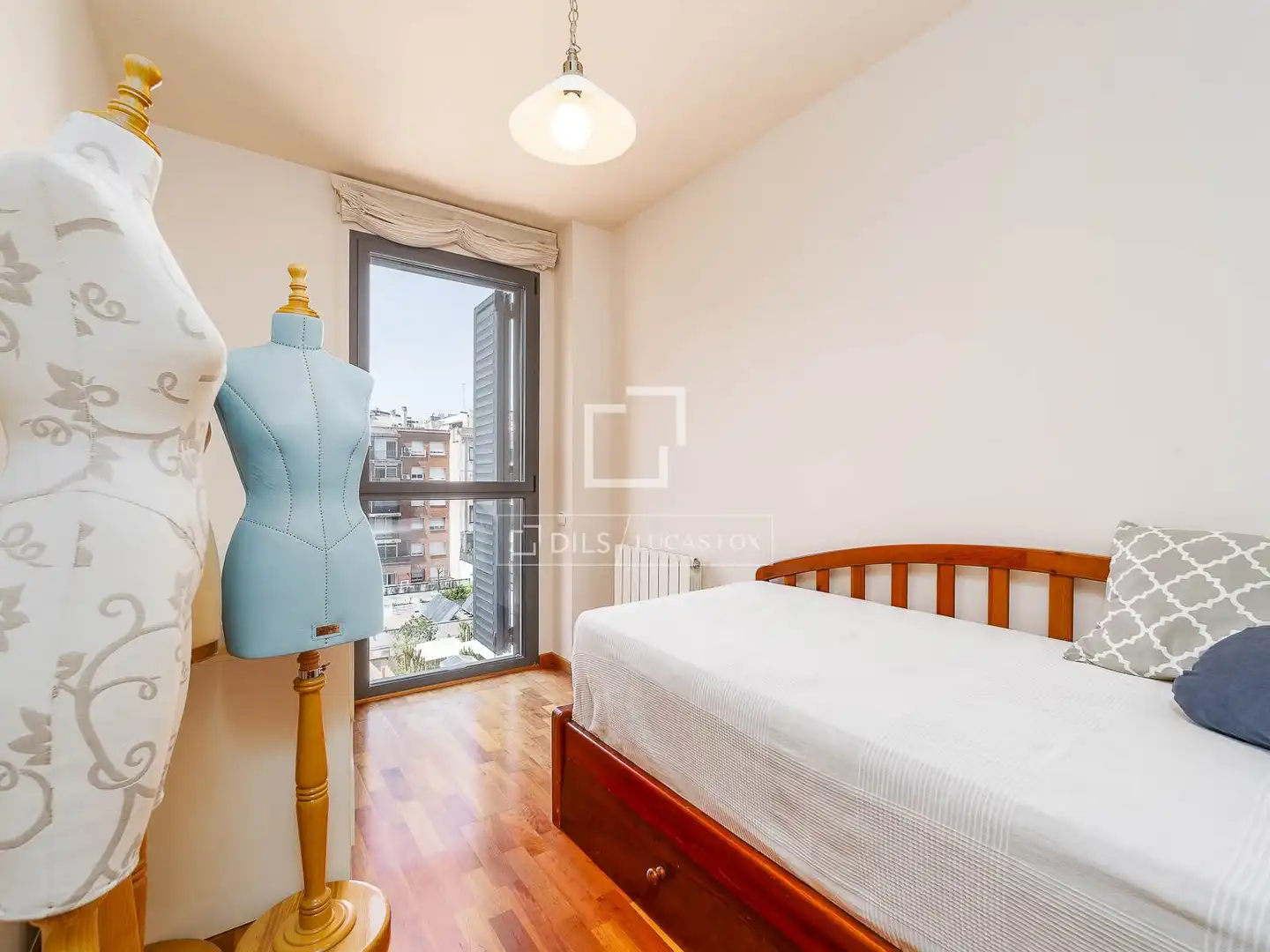 Habitación de Piso en venta en Barcelona con Aire acondicionado, Calefacción y Parquet