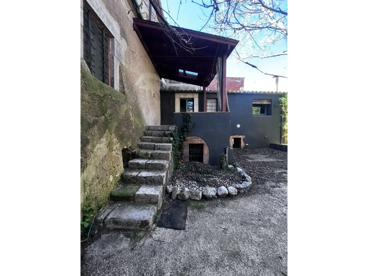 Vista exterior de Casa adosada de alquiler en Avinyonet de Puigventós con Aire acondicionado, Calefacción y Jardín privado